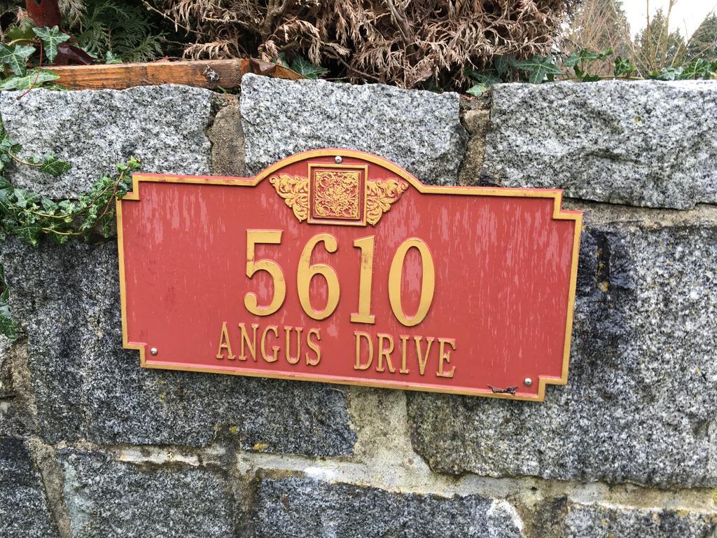 Отель Angus House Ванкувер Экстерьер фото